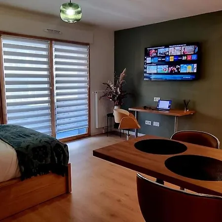 Studio Neuf 400 M Du Metro Ligne 4 Apartamento